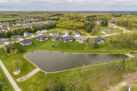 3055 Forrest Hill Court Hiawatha IA 52233