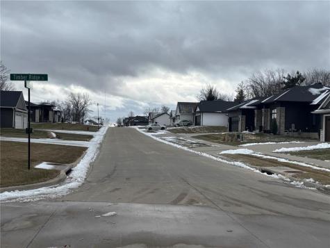 3055 Forrest Hill Court Hiawatha IA 52233
