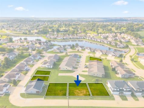 7056/7058 Waterview Drive SW Cedar Rapids IA 52404