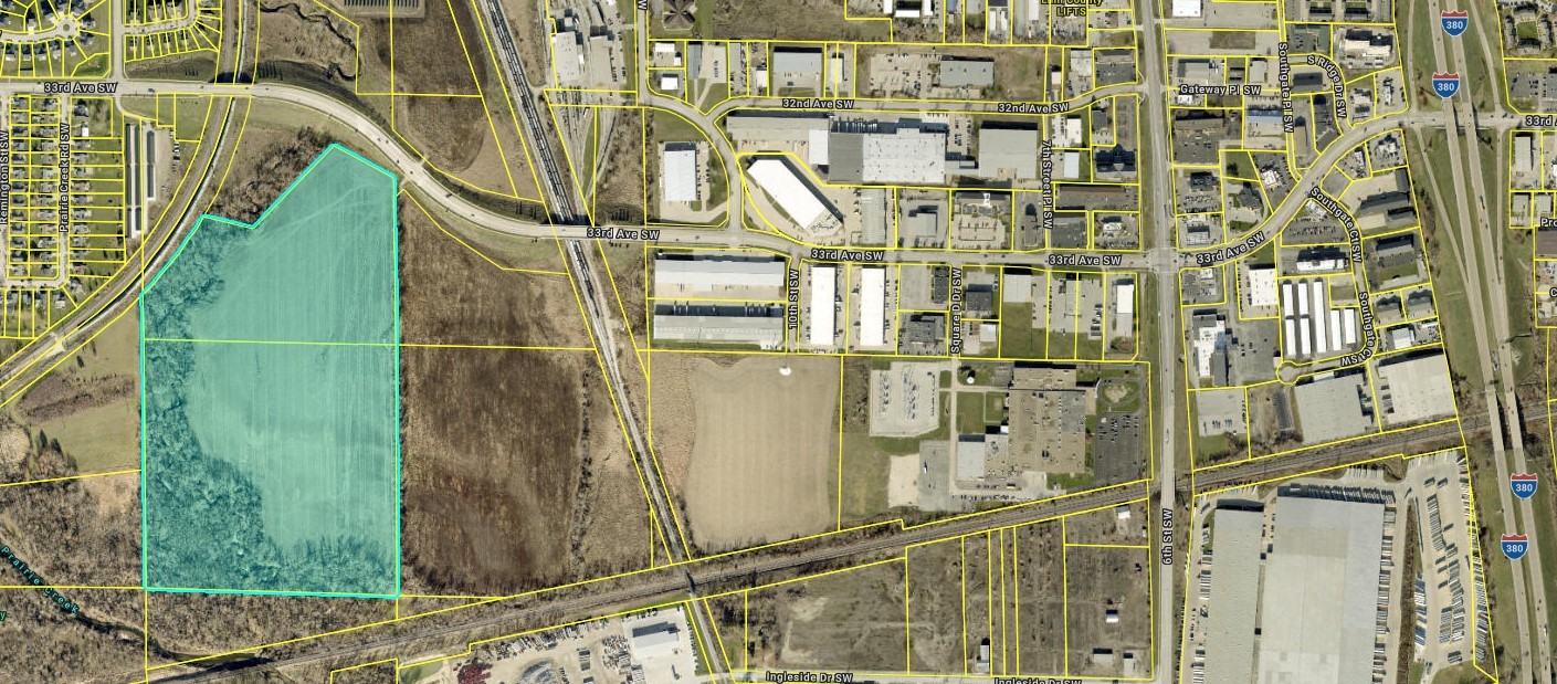 60.67 Ac 33rd Avenue SW Cedar Rapids IA 52404