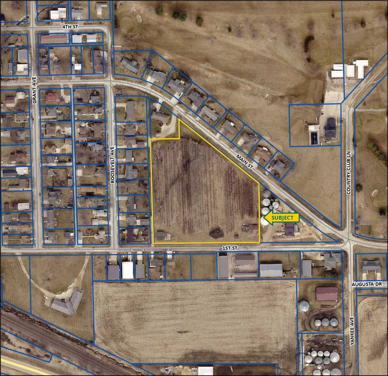 98 1st Street Lowden IA 52255