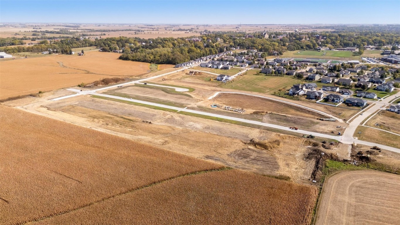 750 17th Avenue SW Mt Vernon IA 52314
