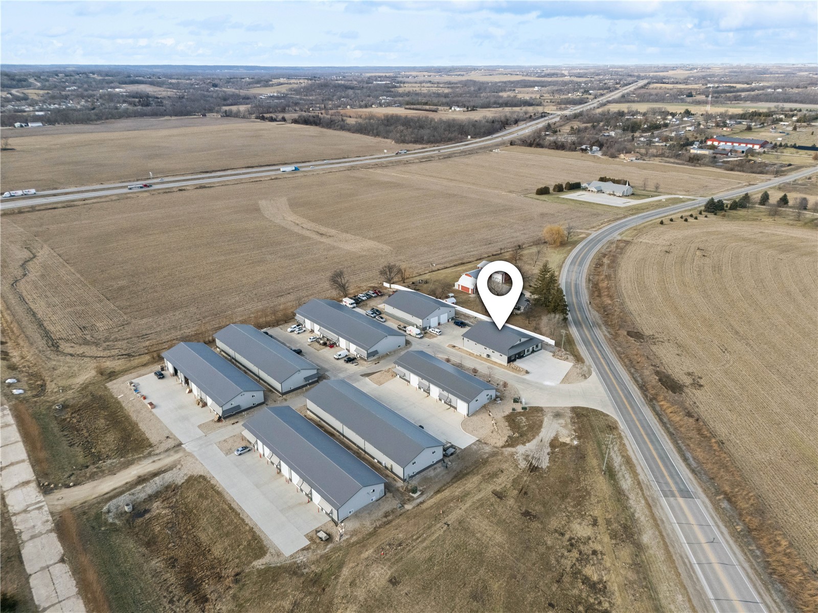 3230 N Center Point Road Robins IA 52328