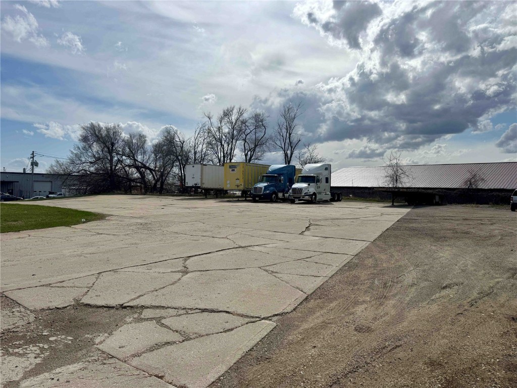 2830 6th Street SW Cedar Rapids IA 52404