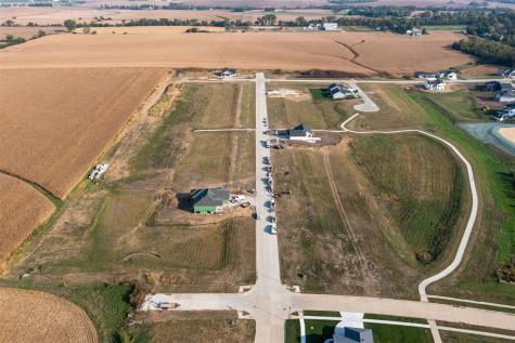 605 17th Avenue SW Mt Vernon IA 52314