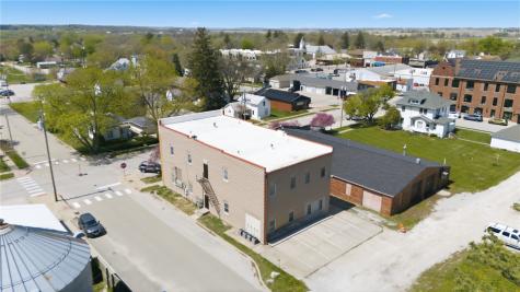 230 S Dubuque Street Solon IA 52333