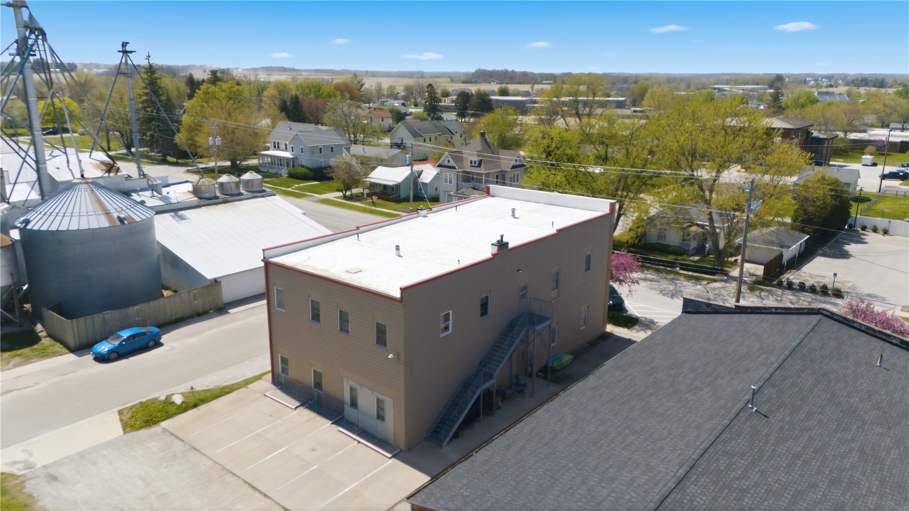 230 S Dubuque Street Solon IA 52333
