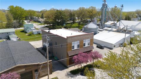 230 S Dubuque Street Solon IA 52333