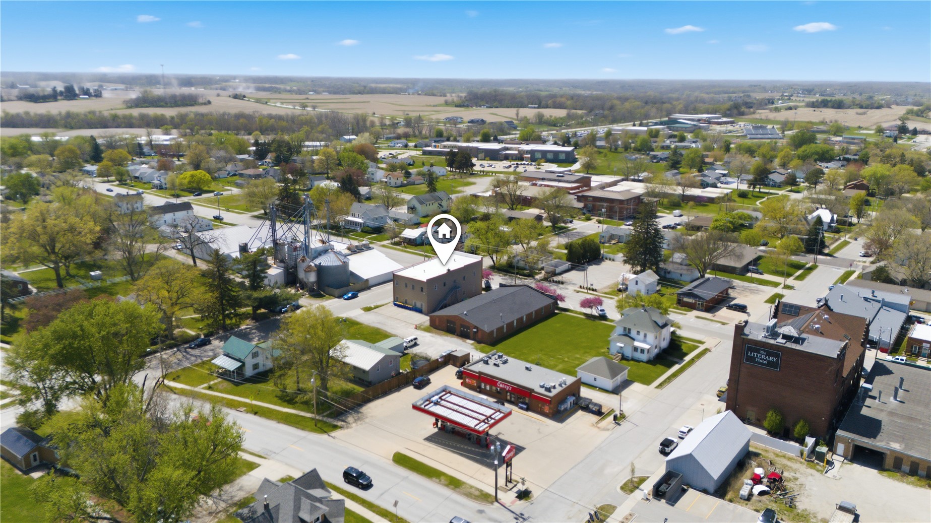 230 S Dubuque Street Solon IA 52333