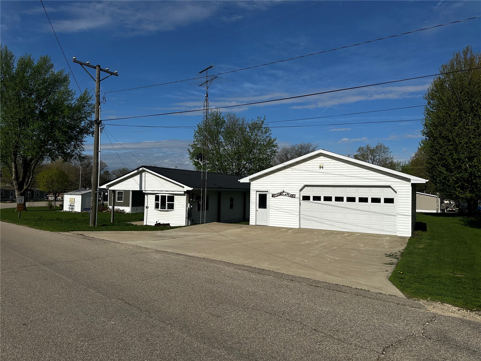 26103 210th Avenue Delhi IA 52223