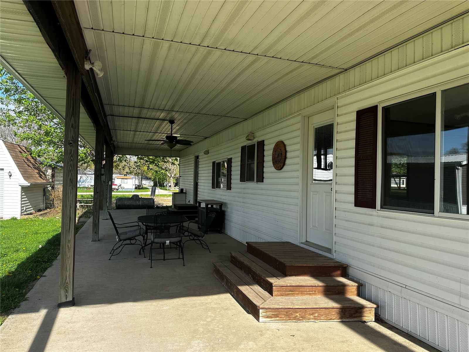 26103 210th Avenue Delhi IA 52223