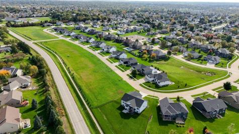 764 Hampshire Circle Marion IA 52302