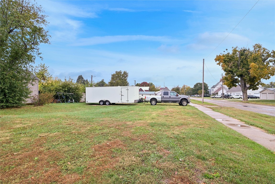 808 9th Avenue Belle Plaine IA 52208