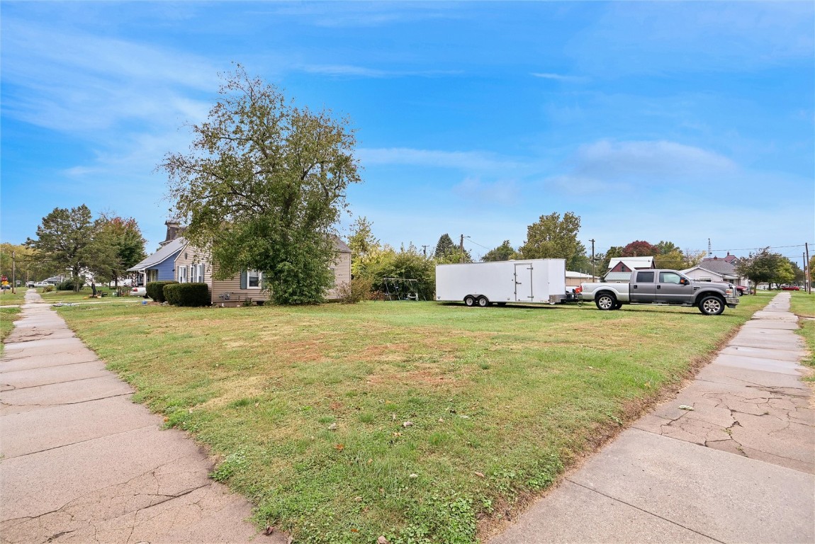 808 9th Avenue Belle Plaine IA 52208