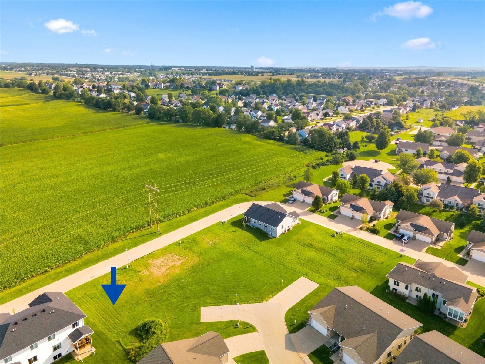 7064/7066 Waterview Drive SW Cedar Rapids IA 52404