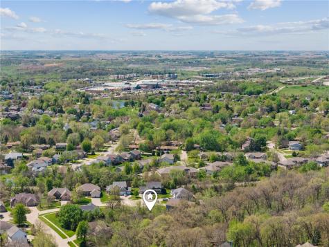 1819 Timber Hills Drive Coralville IA 52241