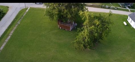 307/311 W Webster W Wyoming IA 52362