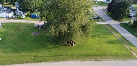 307/311 W Webster W Wyoming IA 52362