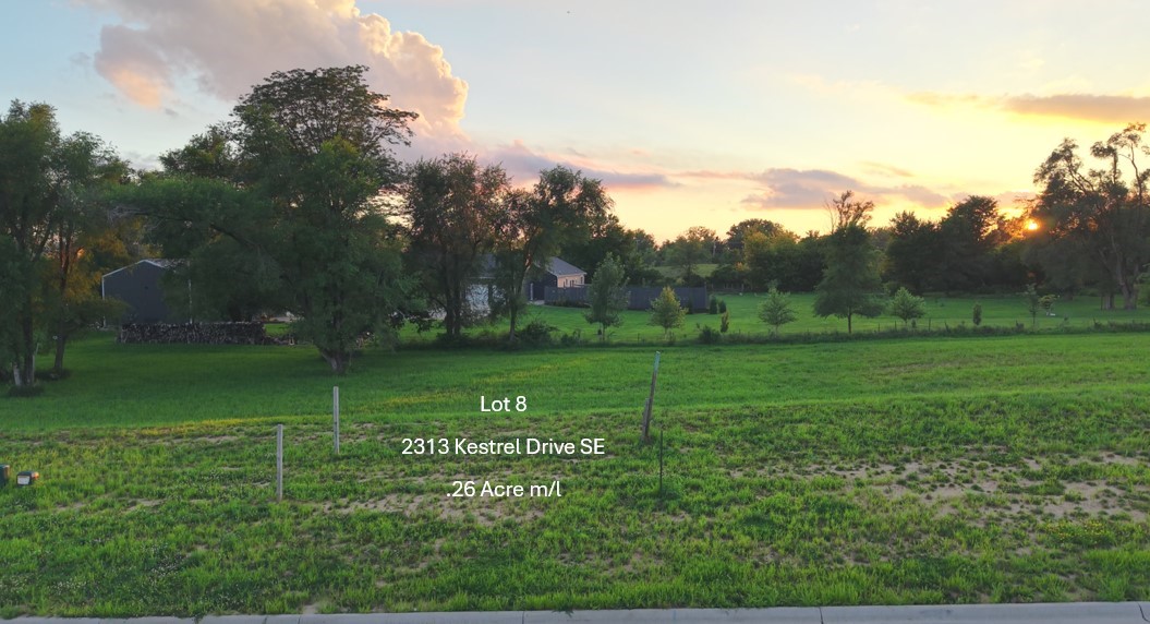 2313 Kestrel Drive SE Cedar Rapids IA 52403
