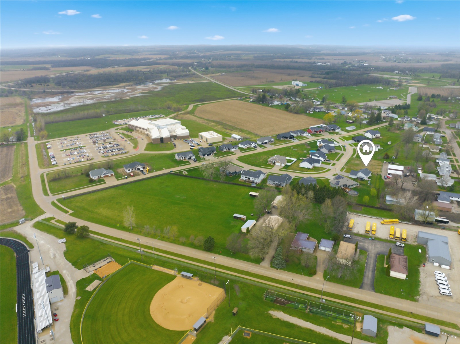 708 Pointer Circle Center Point IA 52213