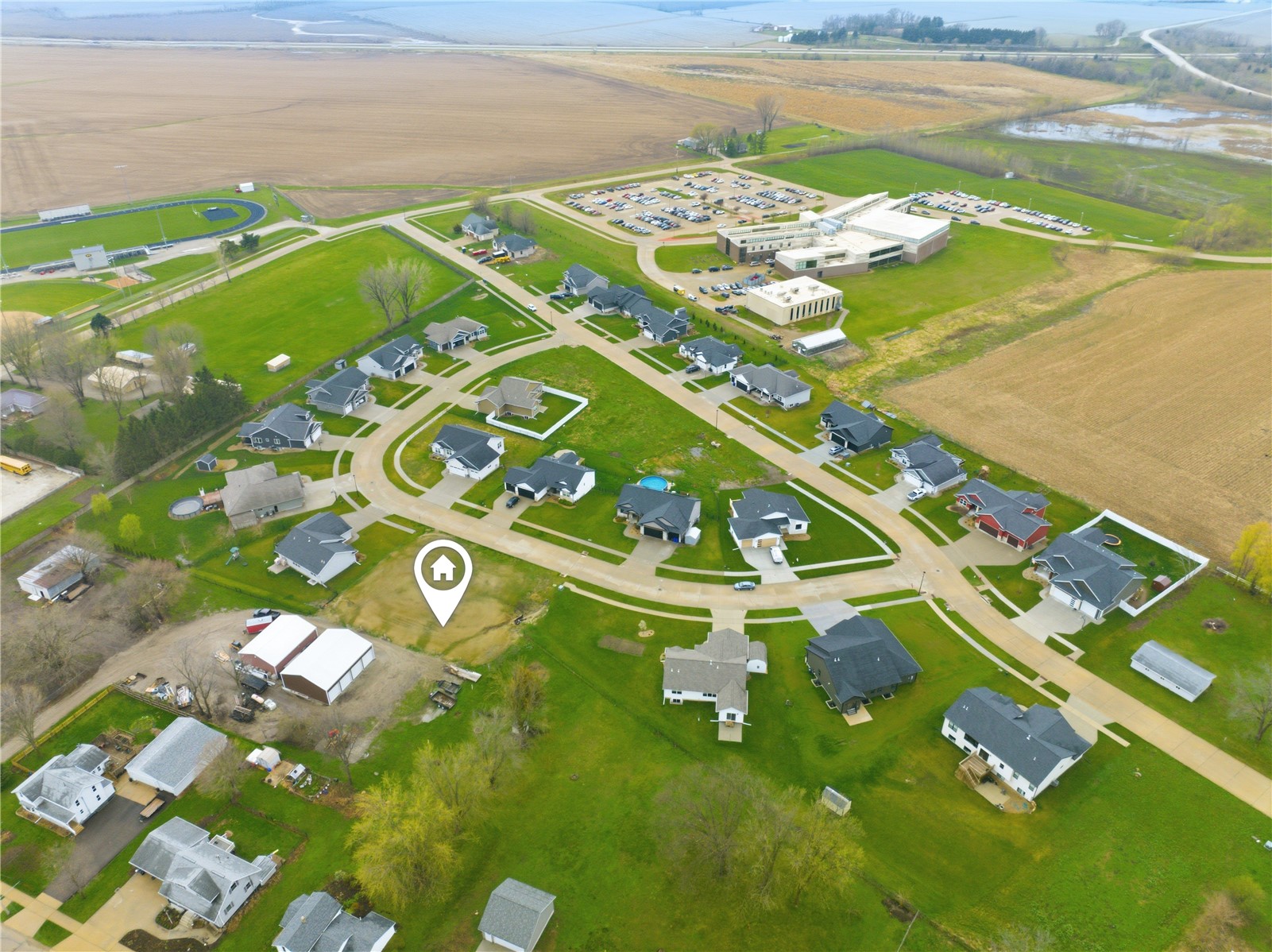 708 Pointer Circle Center Point IA 52213