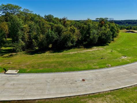 2114 Kestrel Drive SE Cedar Rapids IA 52403
