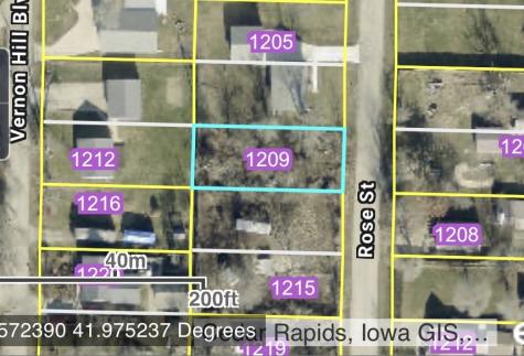 1209 Rose Street Cedar Rapids IA 52403