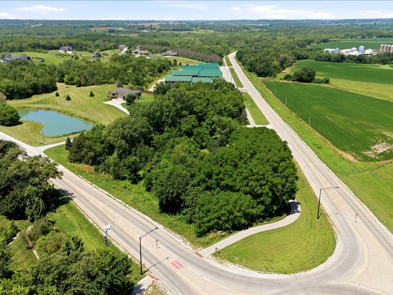 Lot #2 Starks Acres Solon IA 52333