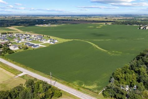 28.72 Acres N Center Point Road Robins IA 52328