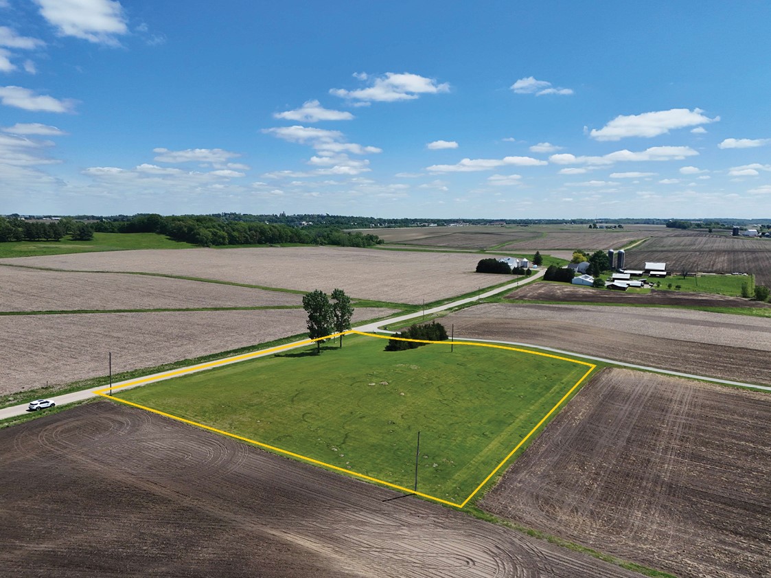 898 Henik Road Mt Vernon IA 52314