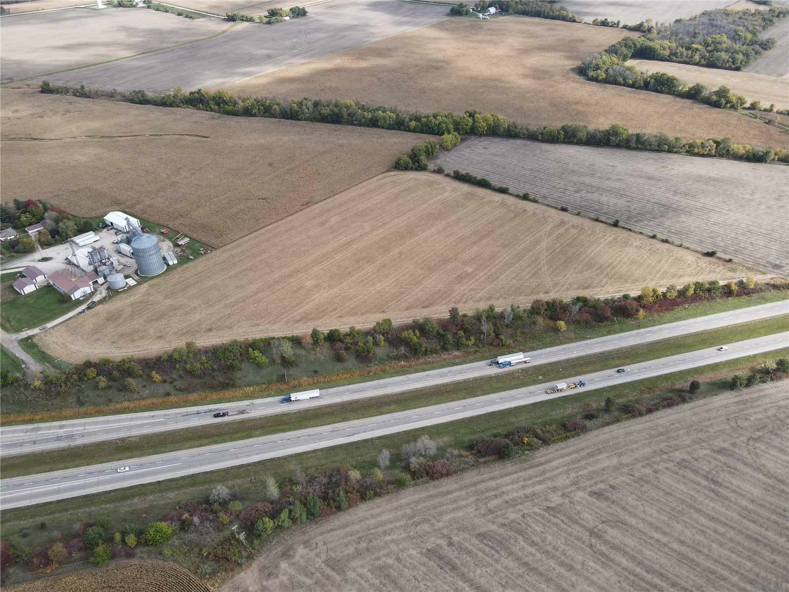 Grain Lane Center Point IA 52213