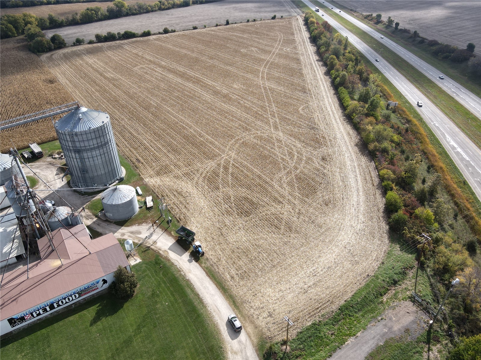 Grain Lane Center Point IA 52213
