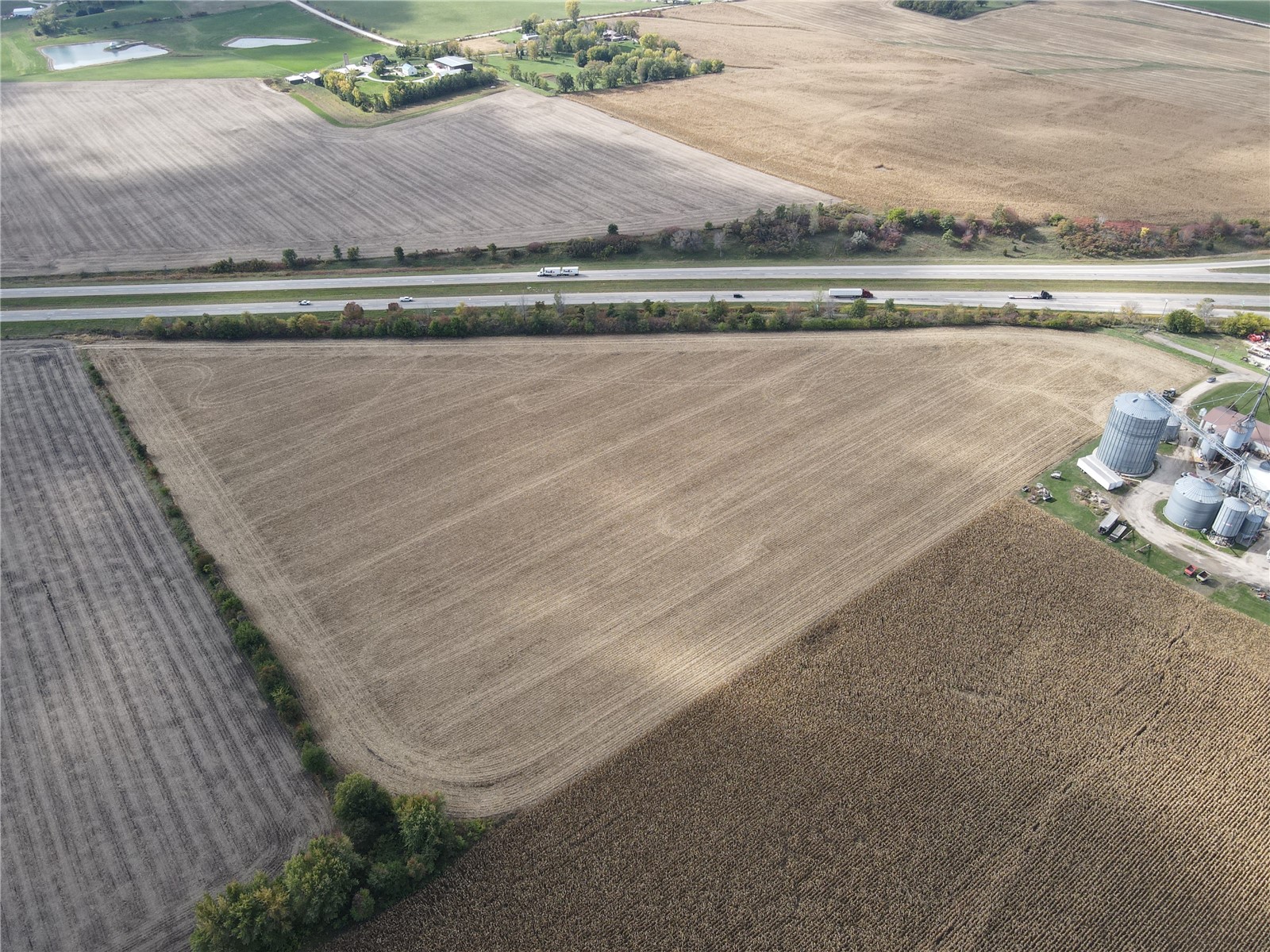 Grain Lane Center Point IA 52213