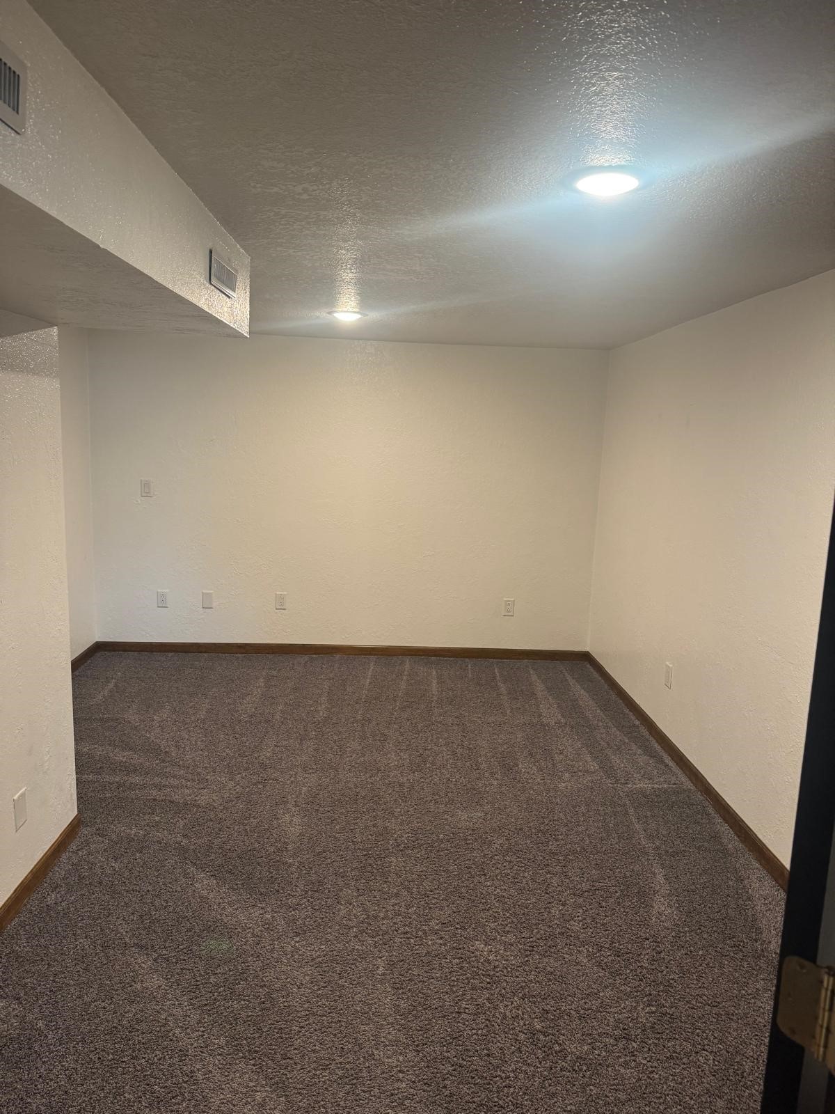 505 4th Street Delhi IA 52223