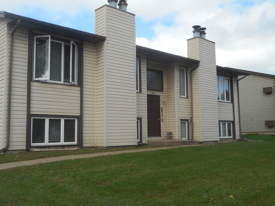 4004 Westover Road Cedar Rapids IA 52403