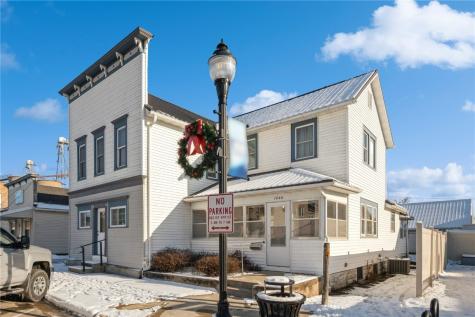 1640 Dows Street Ely IA 52227