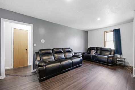 503 Q Street South Amana IA 52334