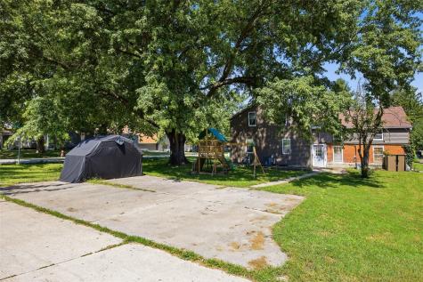 503 Q Street South Amana IA 52334
