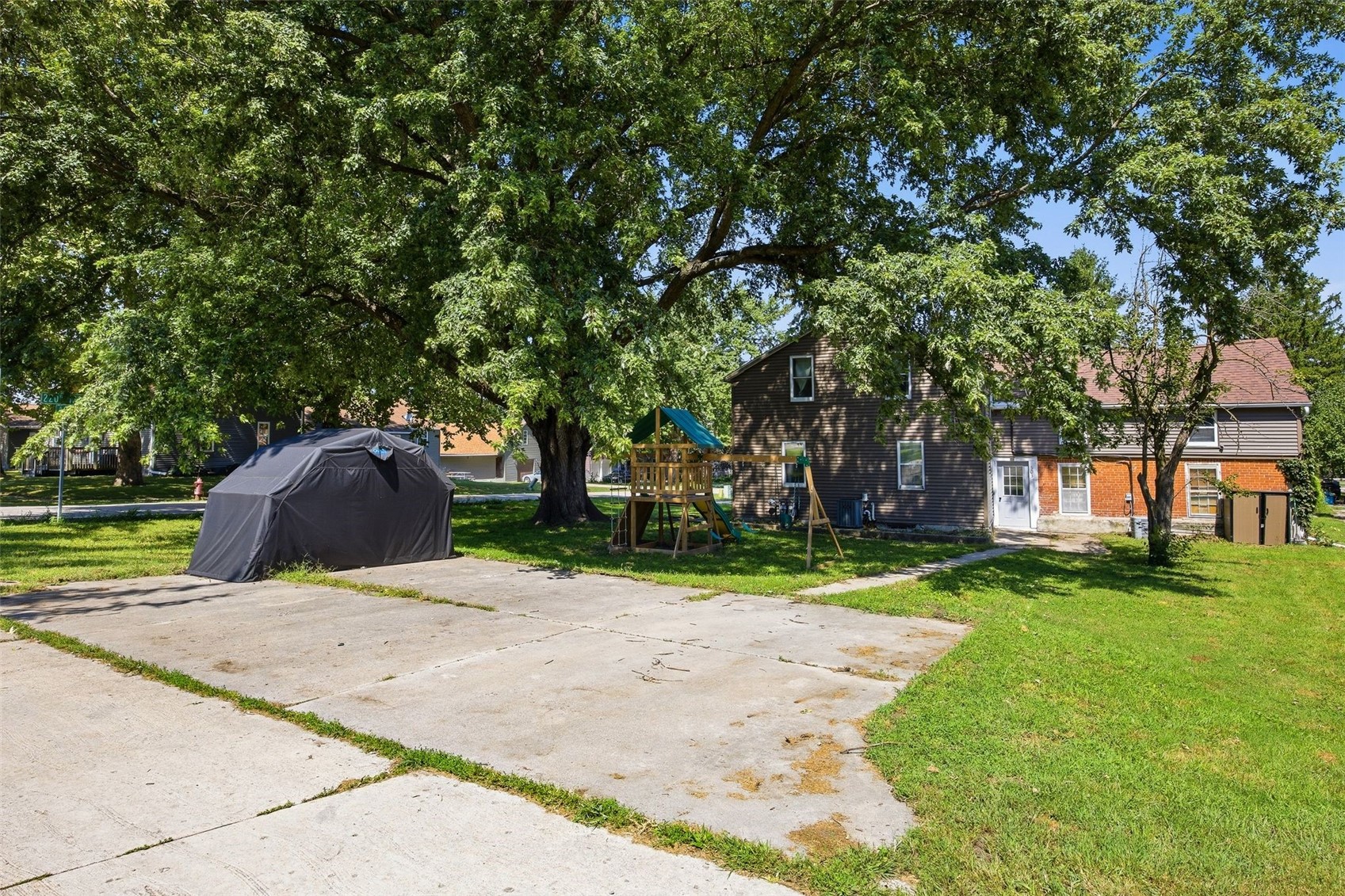 503 Q Street South Amana IA 52334