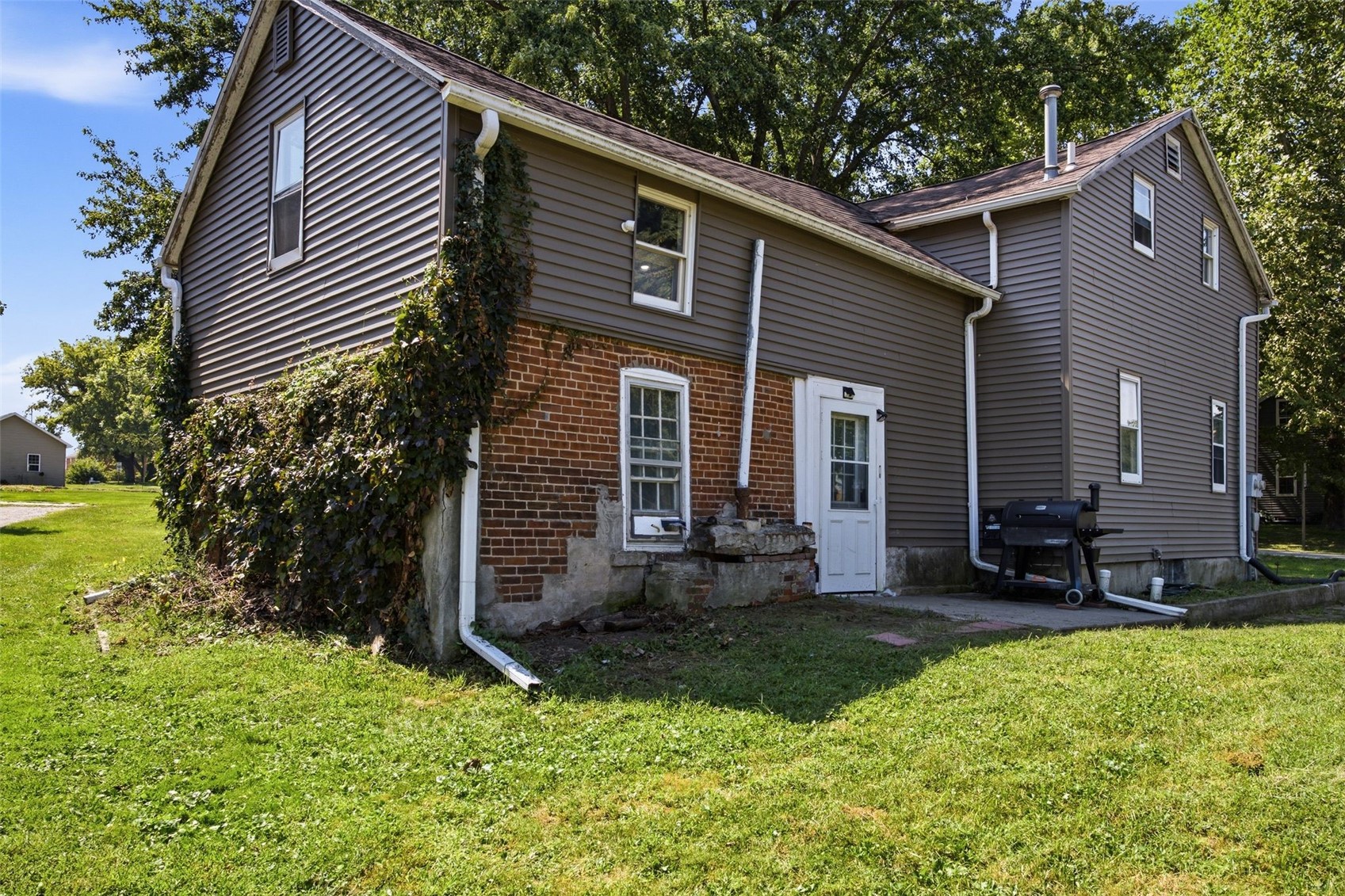 503 Q Street South Amana IA 52334