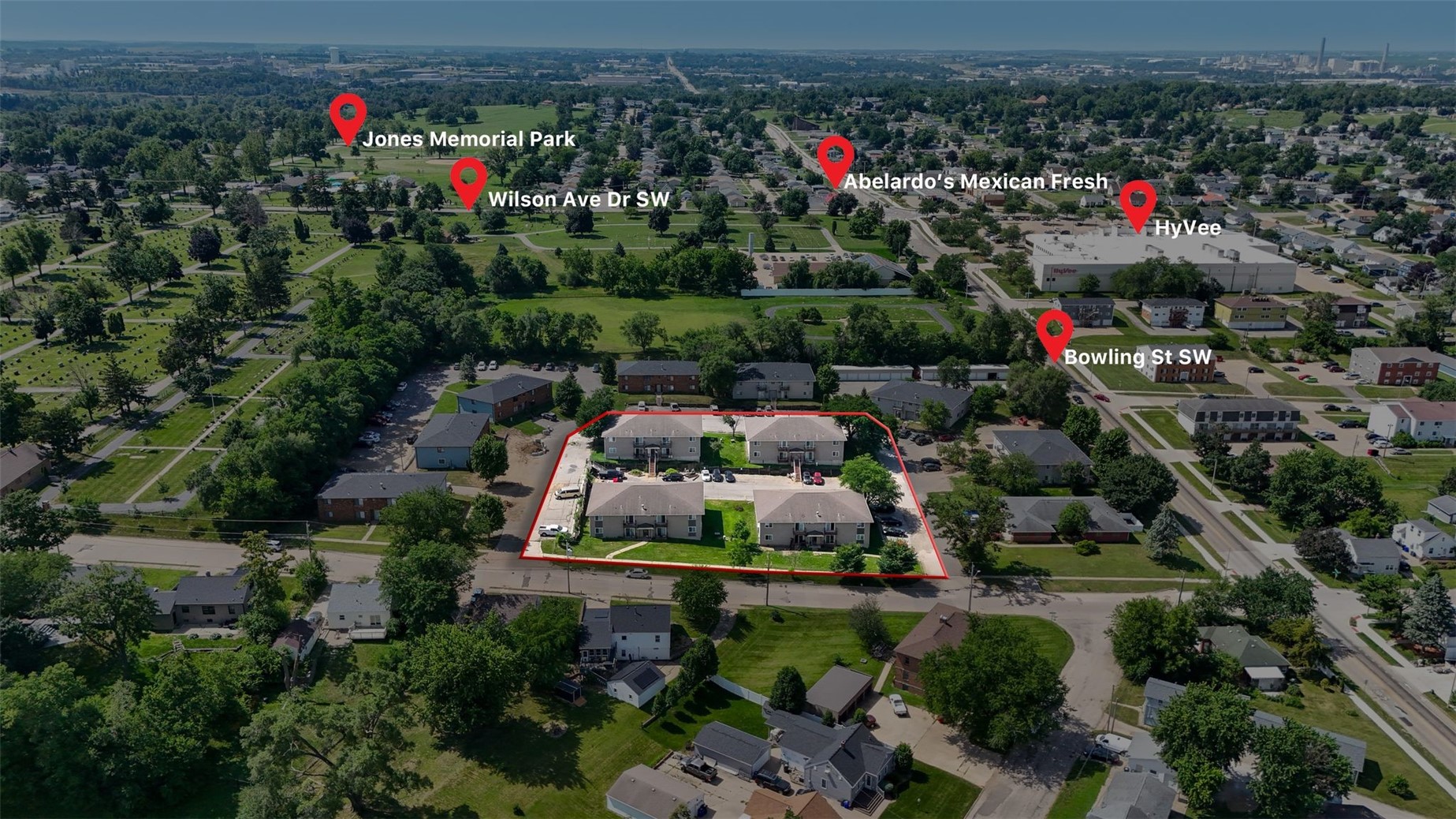 16 Aossey Lane SW Cedar Rapids IA 52404