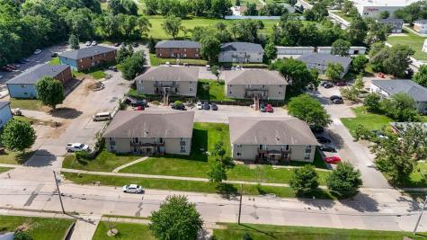 16 Aossey Lane SW Cedar Rapids IA 52404