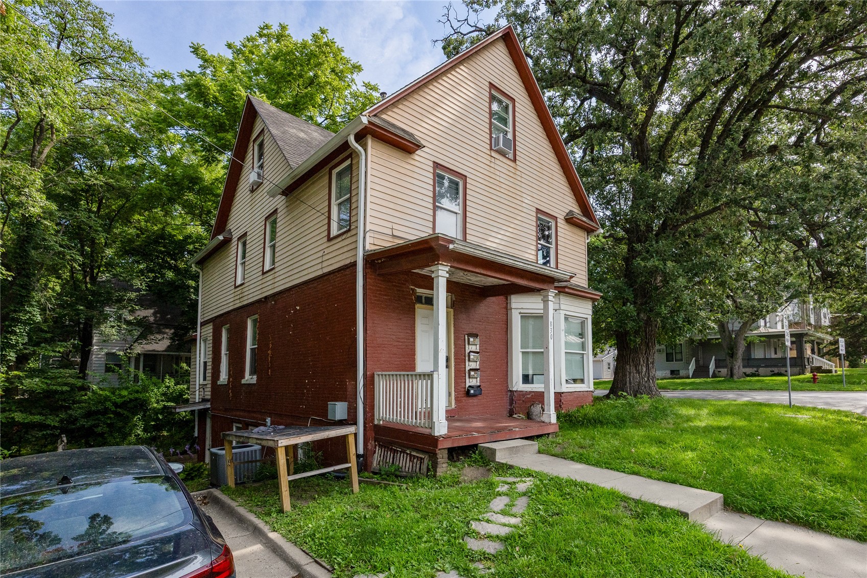 830 E Burlington Street Iowa City IA 52240