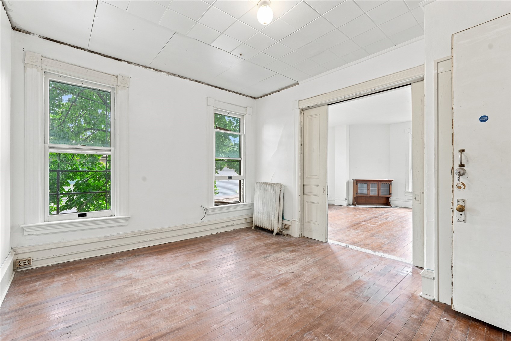 935 E College Street Iowa City IA 52240