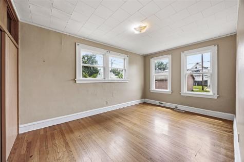 1521 Washington Cedar Rapids IA 52403