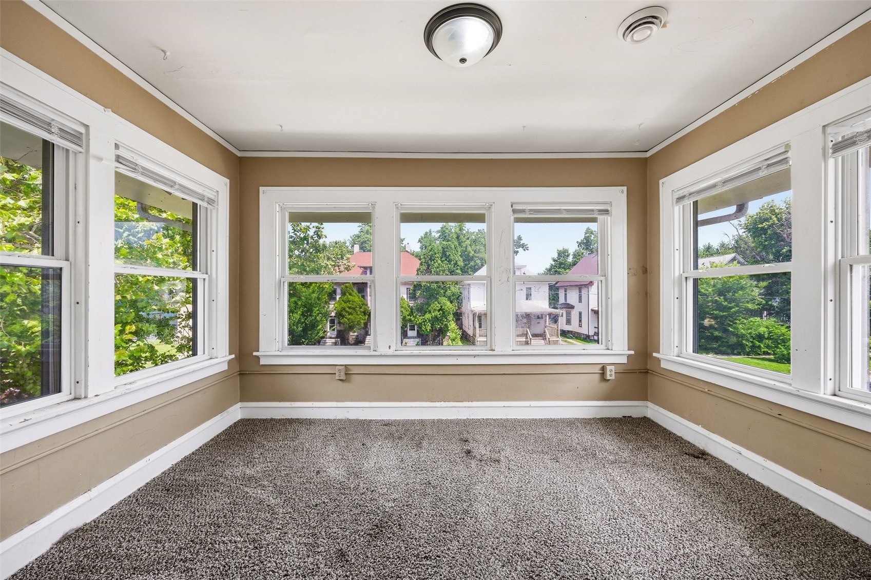 1521 Washington Cedar Rapids IA 52403