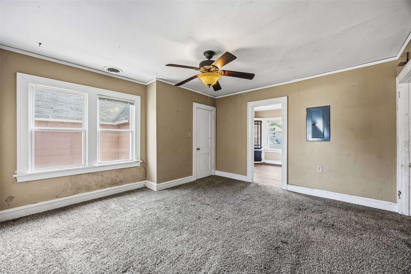 1521 Washington Cedar Rapids IA 52403