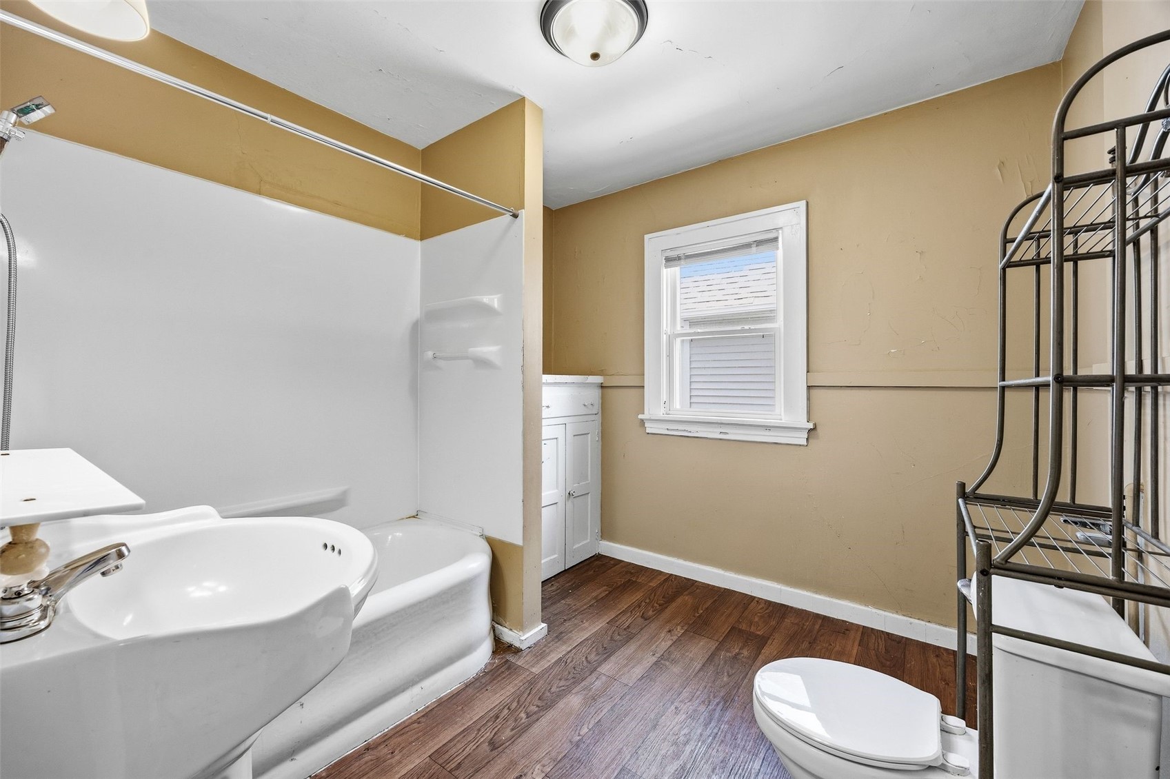 1521 Washington Cedar Rapids IA 52403