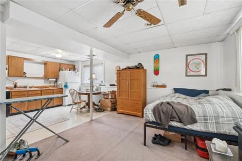 409 S 7th Avenue Iowa City IA 52245