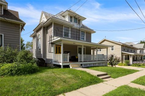 619 E Burlington Street Iowa City IA 52240